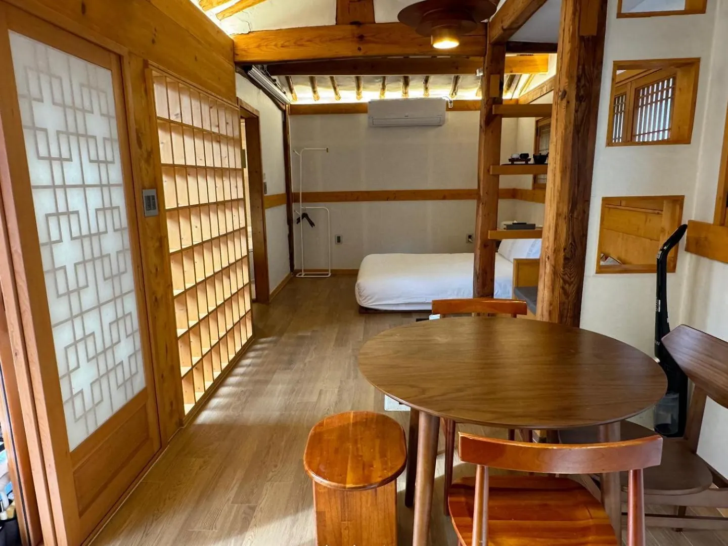 Maison Sunlit Seoul 0*,  Südkorea
